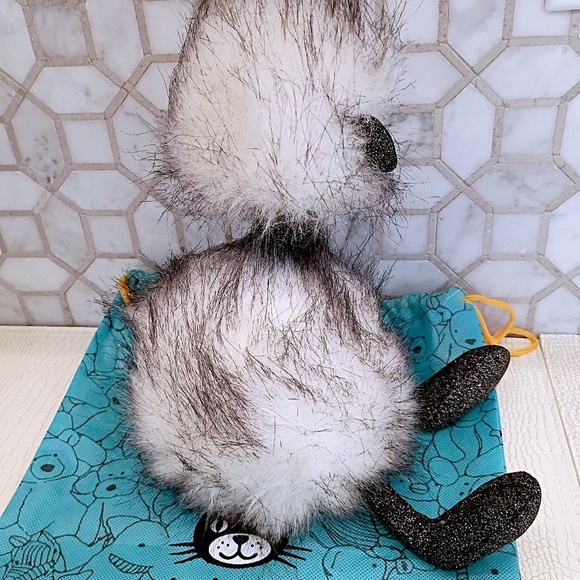 Retired (Sold Out) Brand New Jellycat London Dazzle Pom Pom Ostrich . - Picture 7 of 10